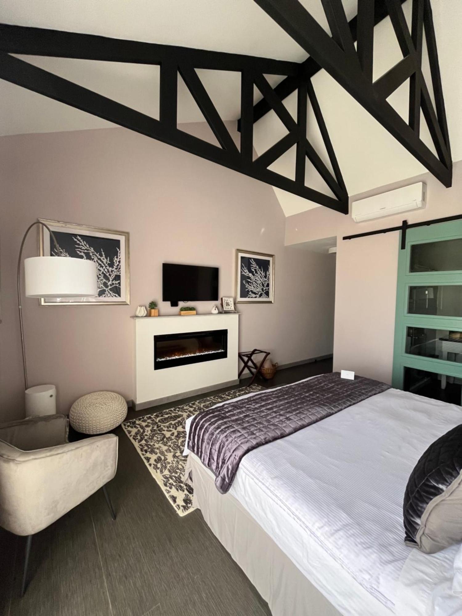 Boutique Hotel La Casona 바예 데 앙헬레스 외부 사진