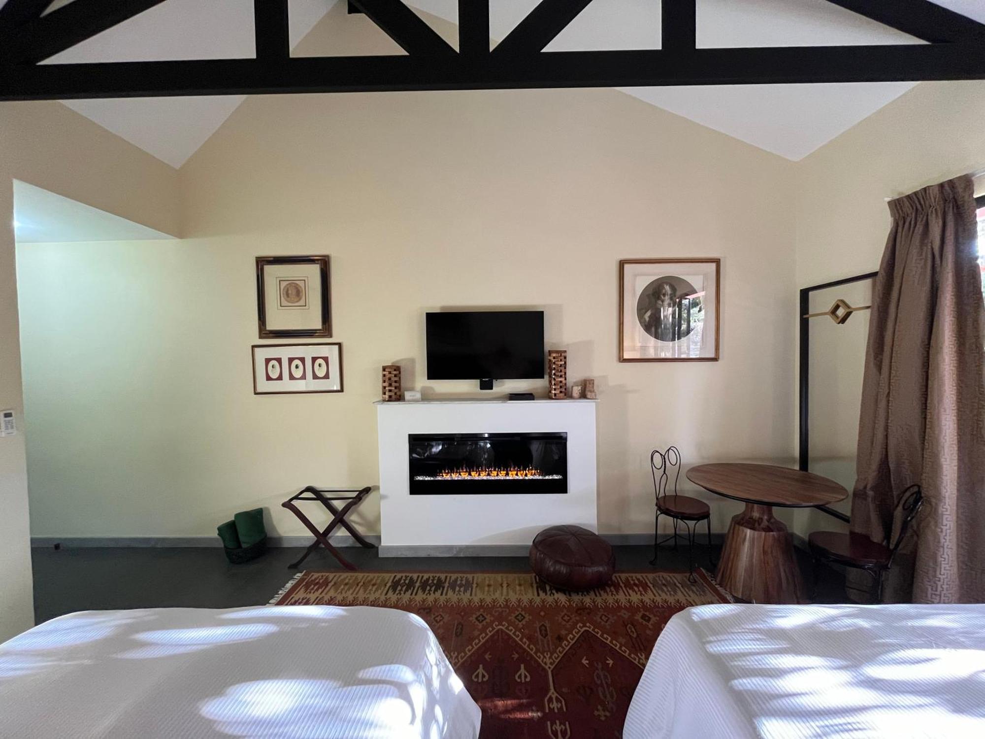 Boutique Hotel La Casona 바예 데 앙헬레스 외부 사진